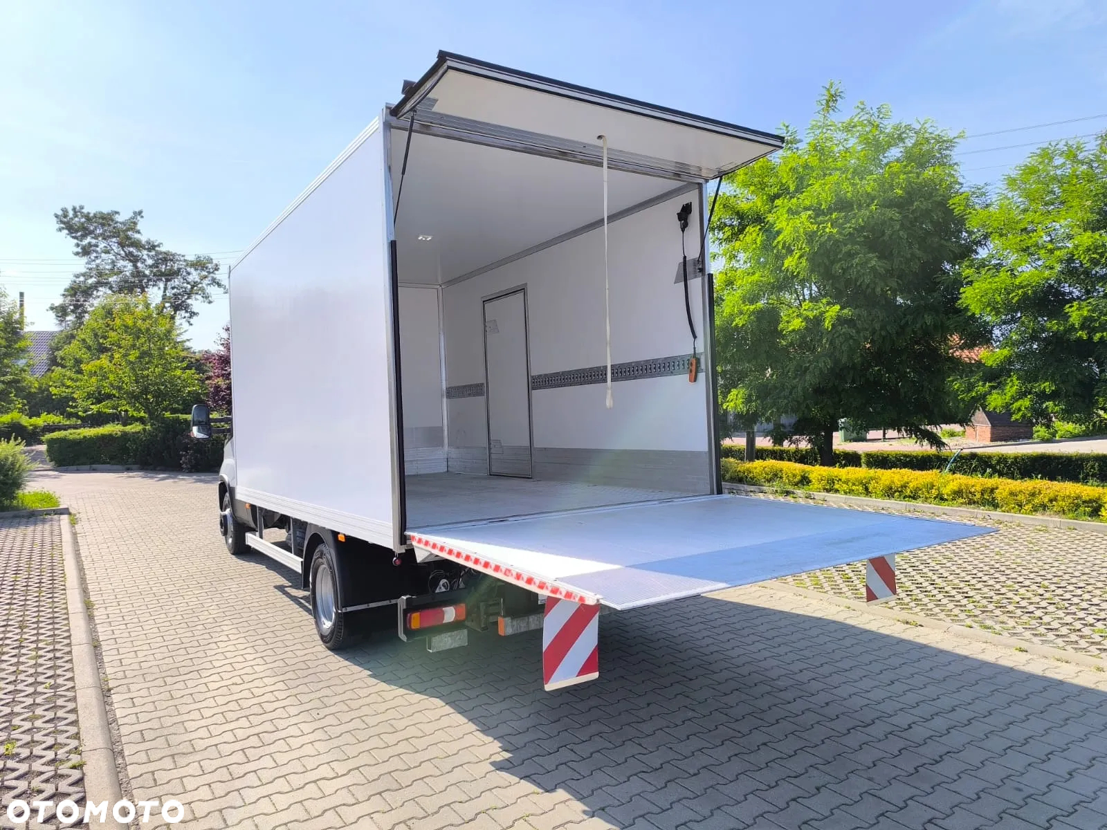 Iveco Daily 70C21 WINDA 1500kg! Kontener/Izoterma 8 Palet! Automat, Stan Idealny! - 9