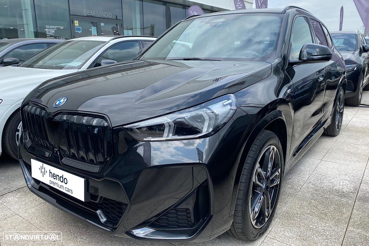 BMW iX1 xDrive30 Pack Desportivo M - 1