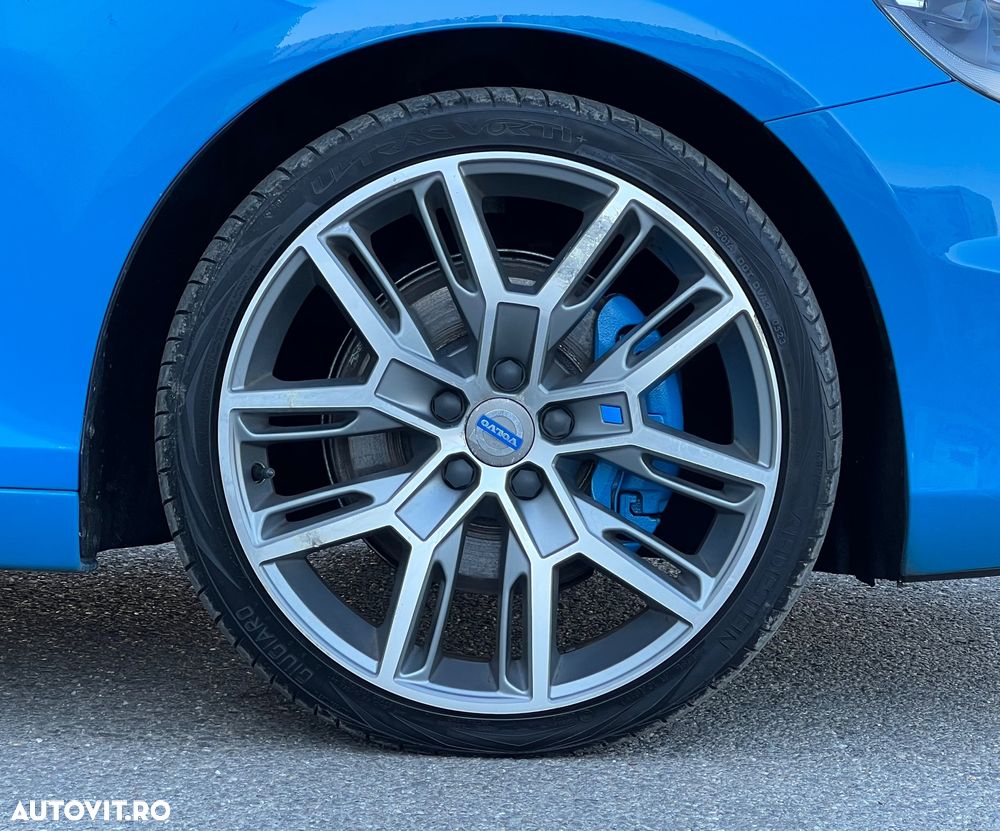 Volvo V40 D3 Geartronic RDesign - 29