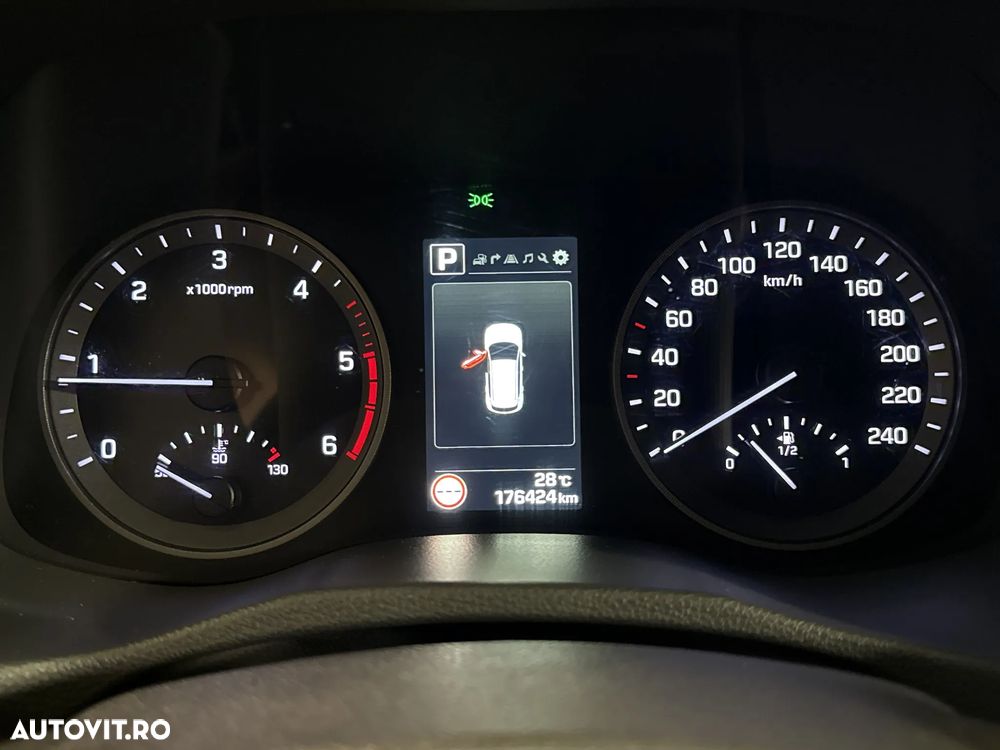 Hyundai Tucson - 11