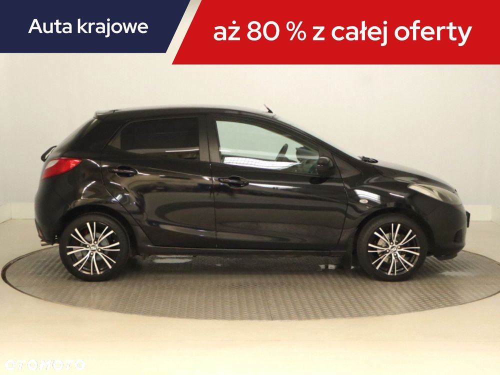 Mazda 2 - 8