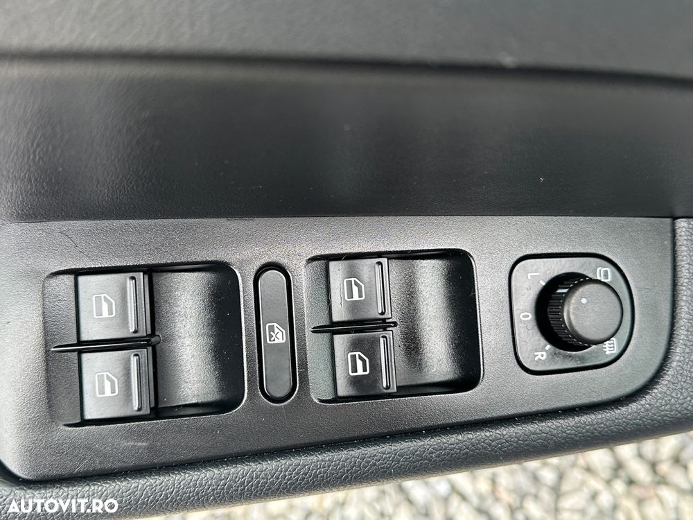 Skoda Superb 1.8 TSI DSG FAMILY - 18