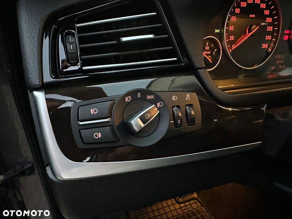 BMW Seria 5 - 16
