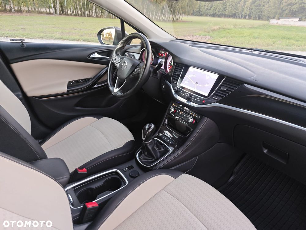 Opel Astra 1.4 Turbo Business - 21