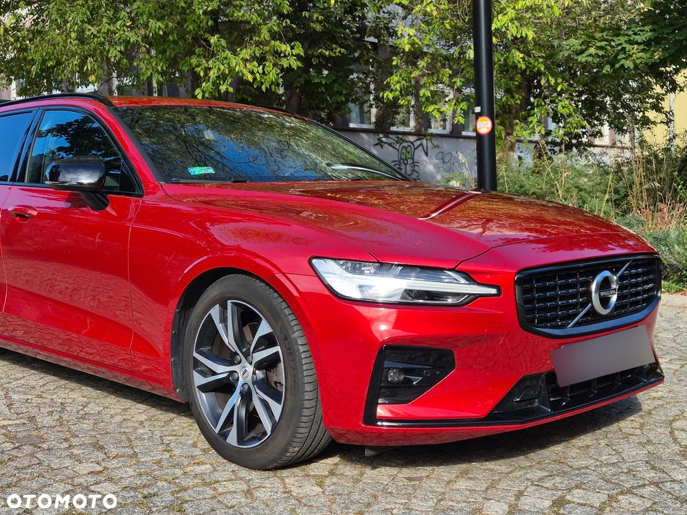 Volvo V60 B3 B R-Design - 10