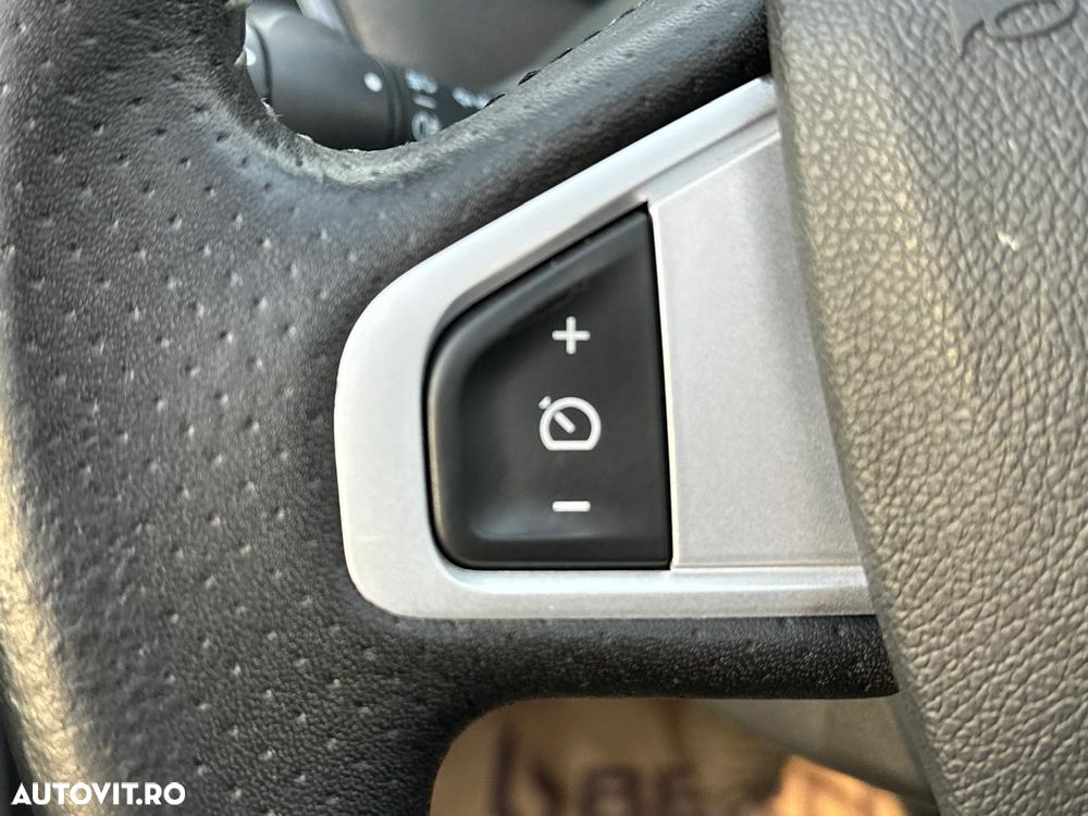 Renault Megane ENERGY dCi 110 Start & Stop Bose Edition - 31