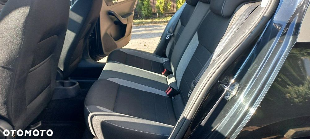 Skoda RAPID 1.0 TSI Ambition - 24
