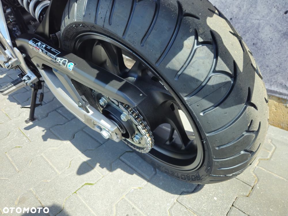 Honda CB - 31