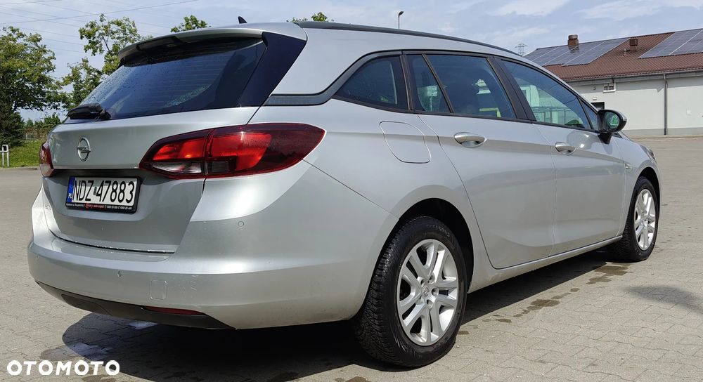 Opel Astra 1.6 CDTI Enjoy - 5