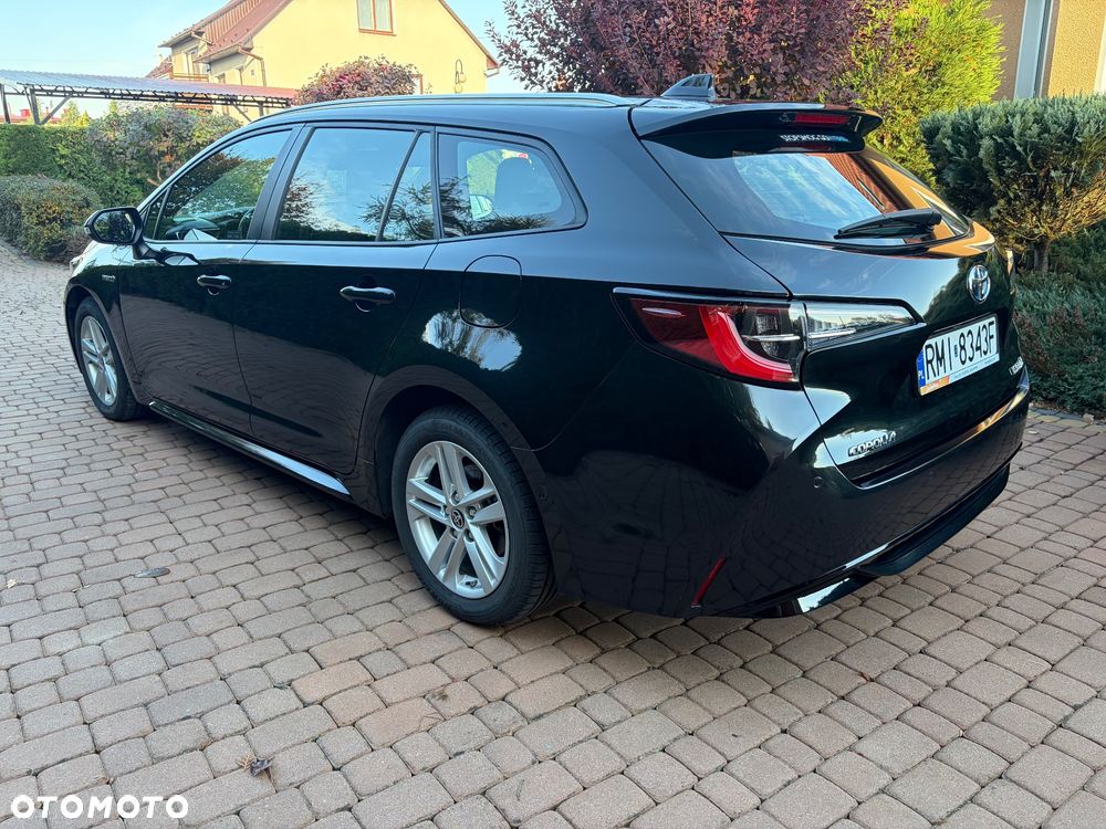 Toyota Corolla - 4