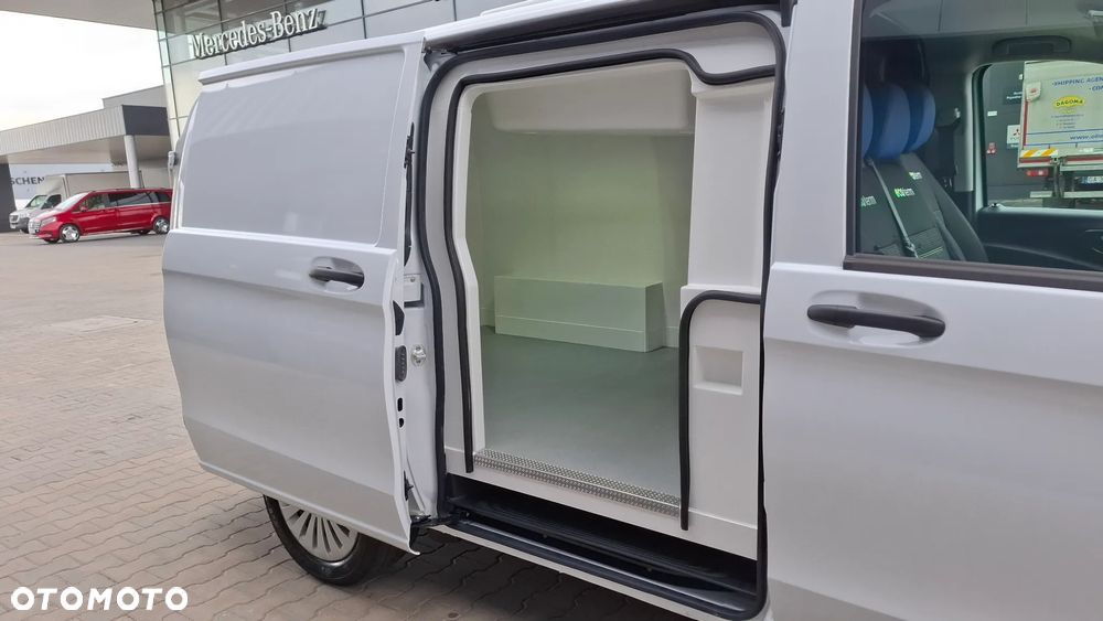Mercedes-Benz Vito - 29