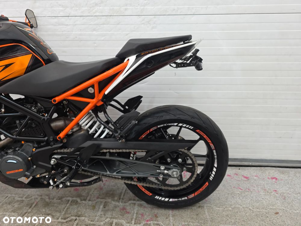KTM Duke - 16
