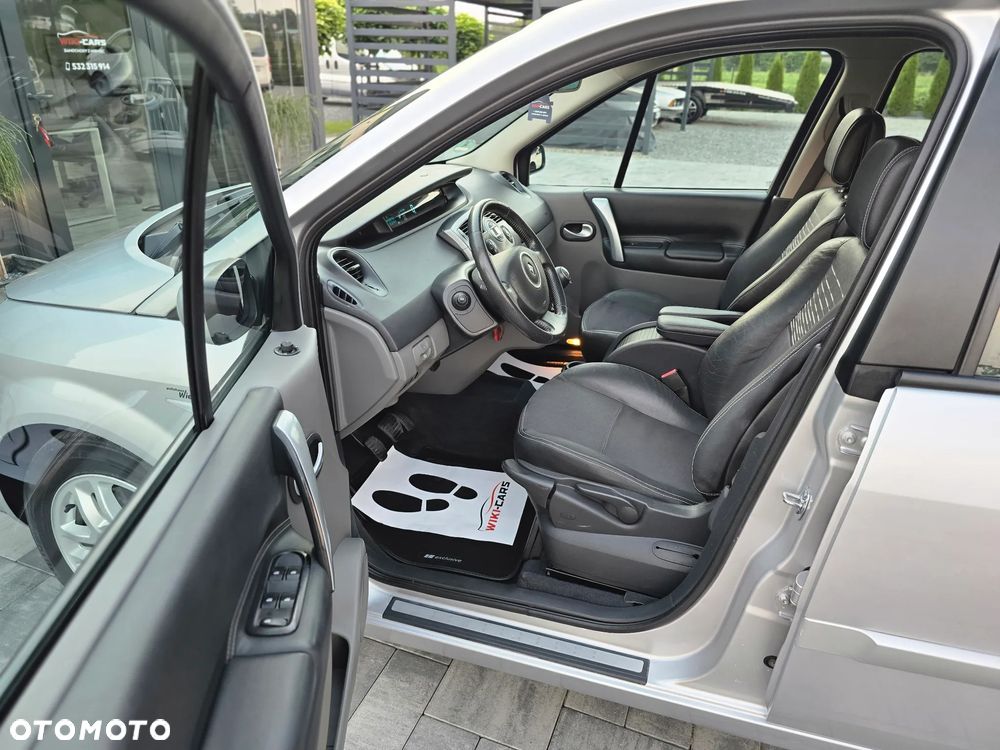 Renault Scenic 2.0 16V Luxe Expression - 24