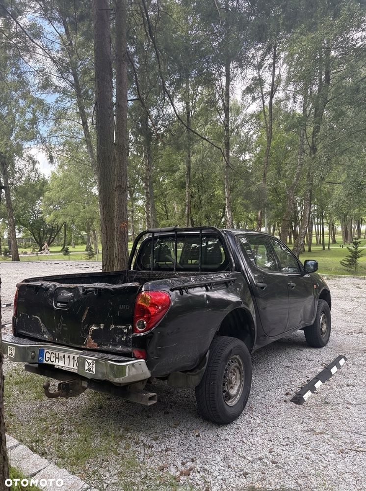 Mitsubishi L200 - 6