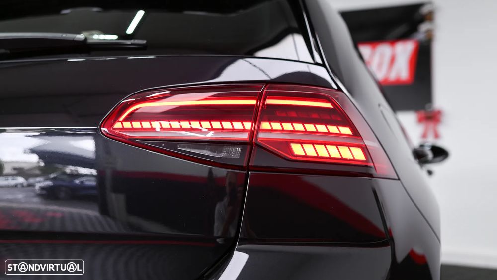 VW Golf GTI 2.0 TSI OPF DSG Performance - 32