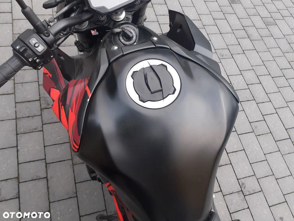 Kawasaki Z 900 - 3