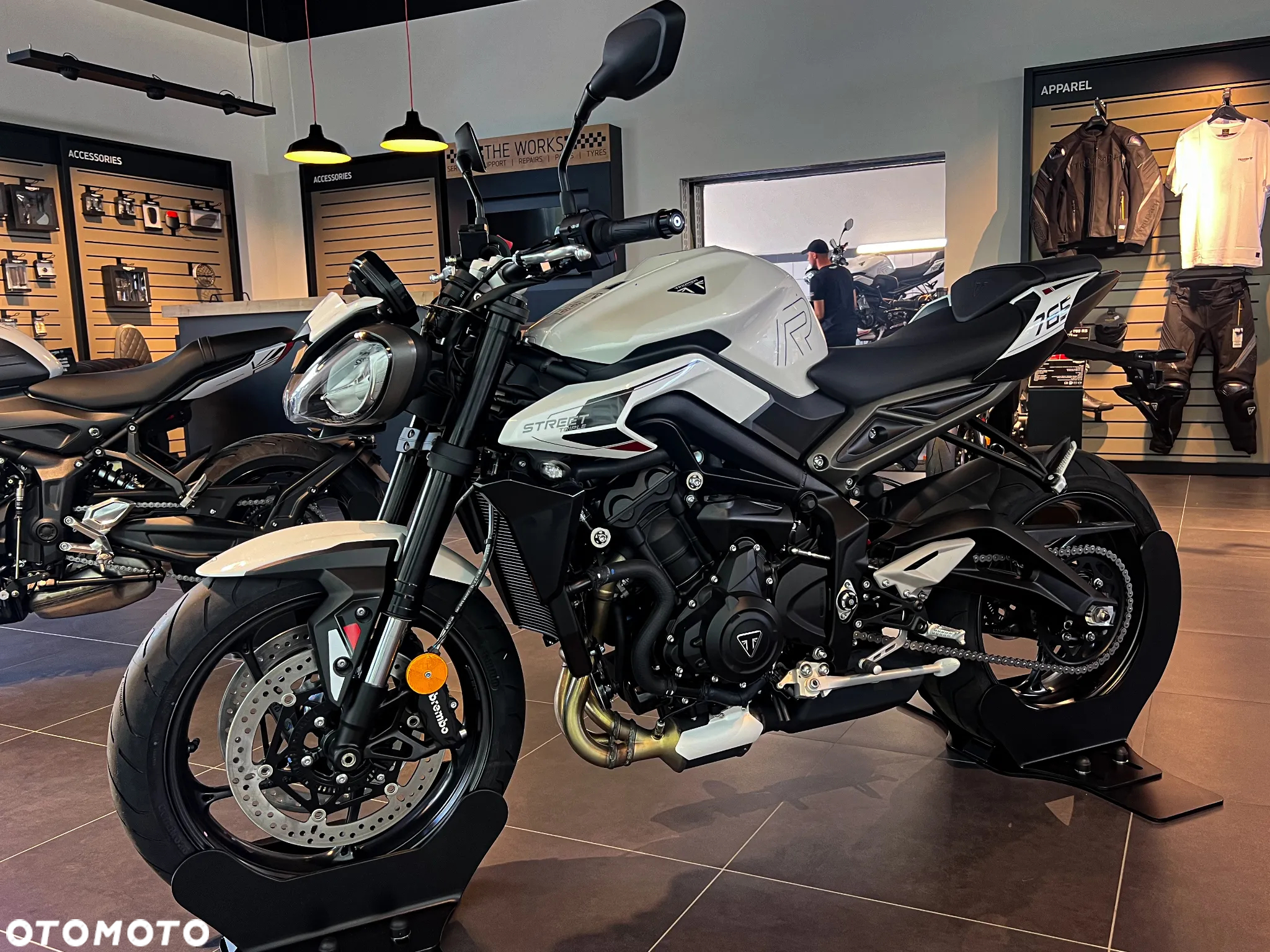 Triumph Street Triple - 3