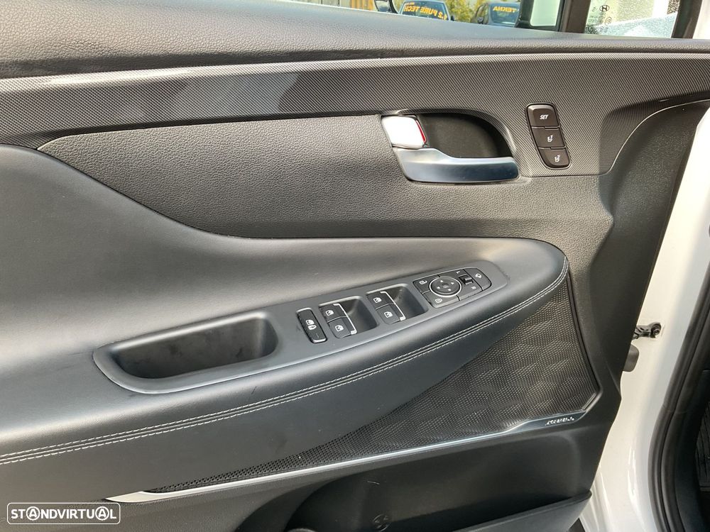 Hyundai Santa Fe 2.2 CRDi Vanguard+Luxury Pack - 21