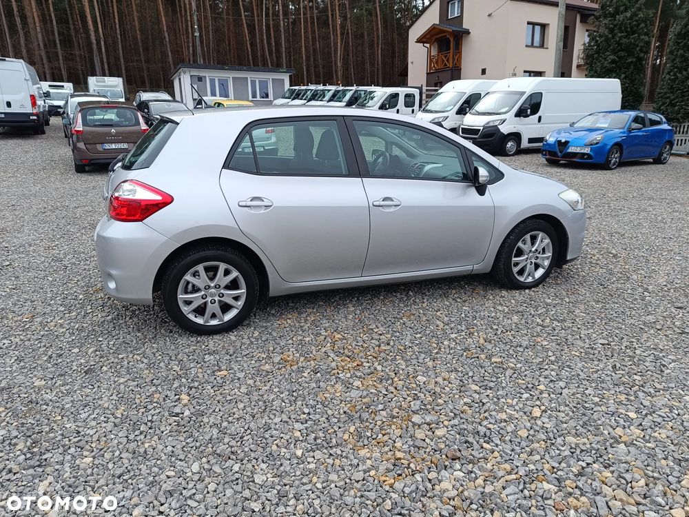 Toyota Auris 1.33 VVT-i Premium - 3