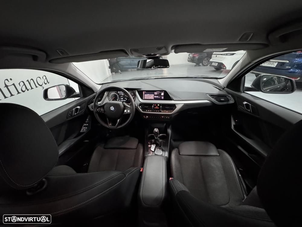 BMW 116 d Sport Line - 38