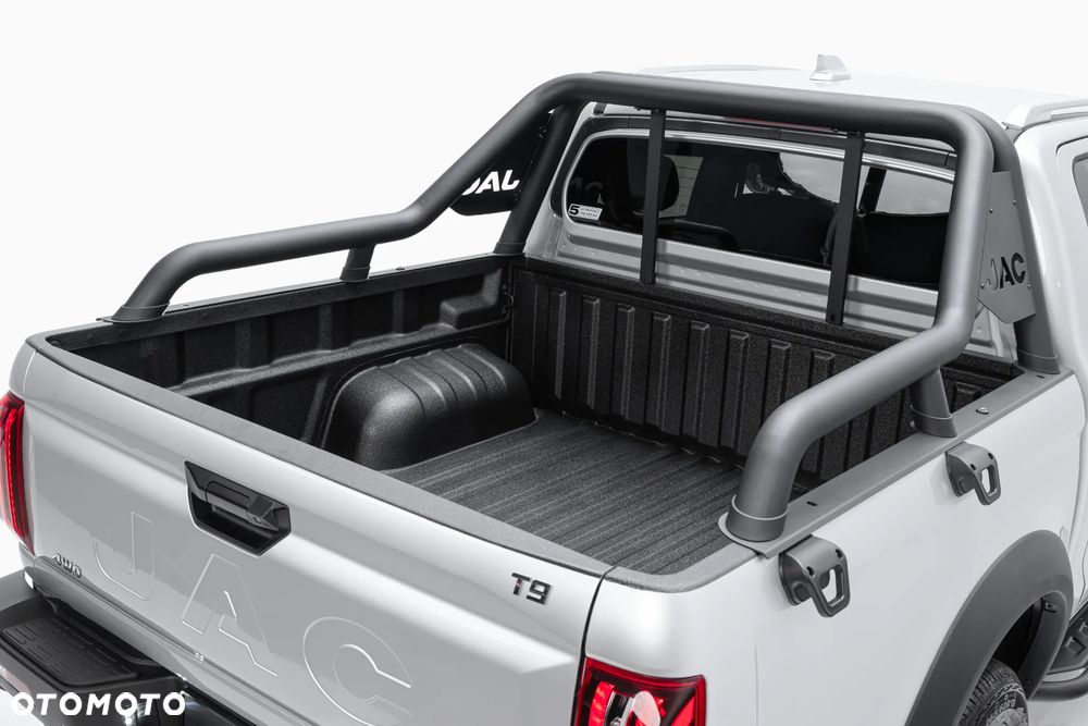 JAC T9 - 8