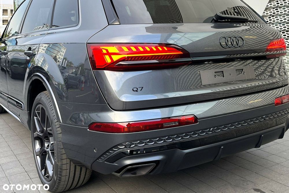 Audi Q7 - 16