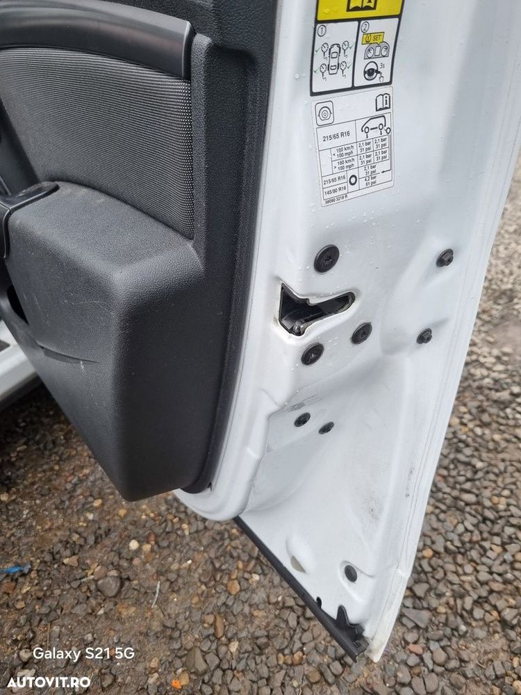 Usa Dreapta Fata Dacia Duster Facelift 2013 - 2018 SUV 4 Usi Blanc Glacier 369 (1384) - 3