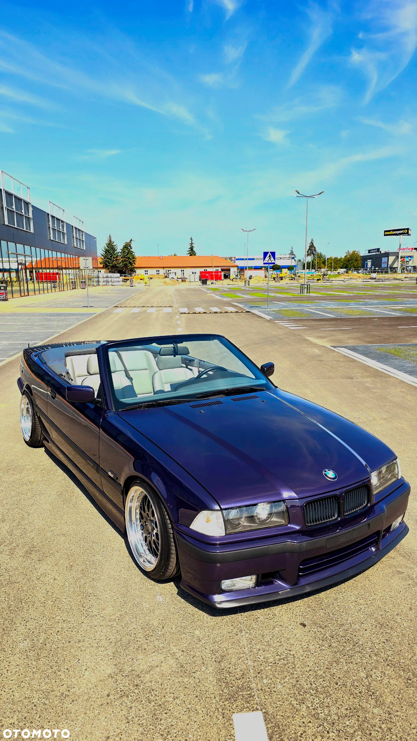 BMW Seria 3 318i Cabriolet - 4