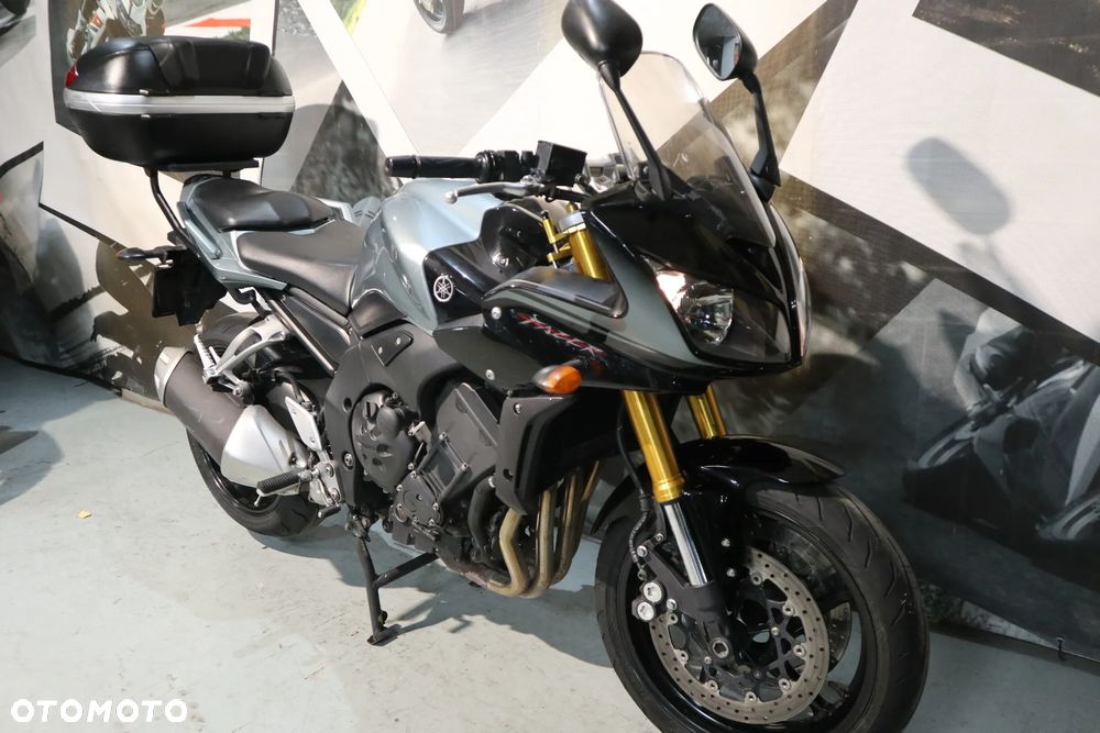 Yamaha FZ - 13