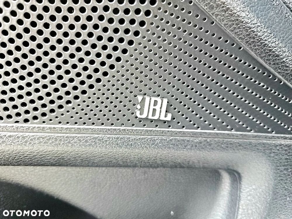 Kia XCeed 1.5 T-GDI Business Line - 19