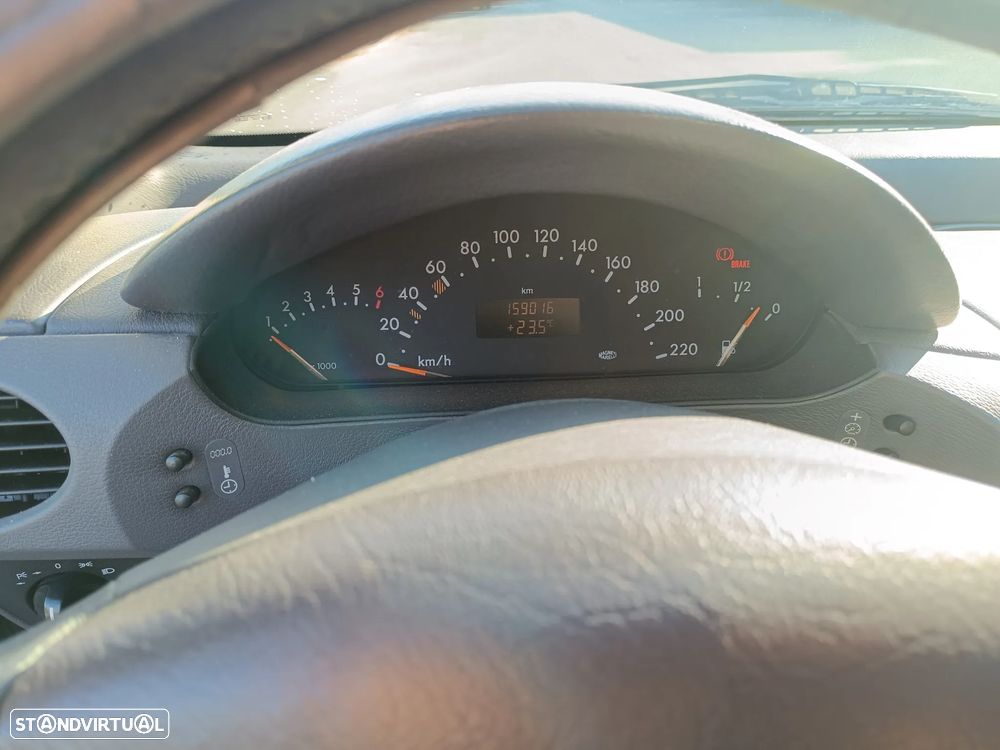 Mercedes-Benz A 140 Elegance - 4