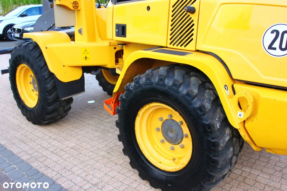 Volvo L30G - 4