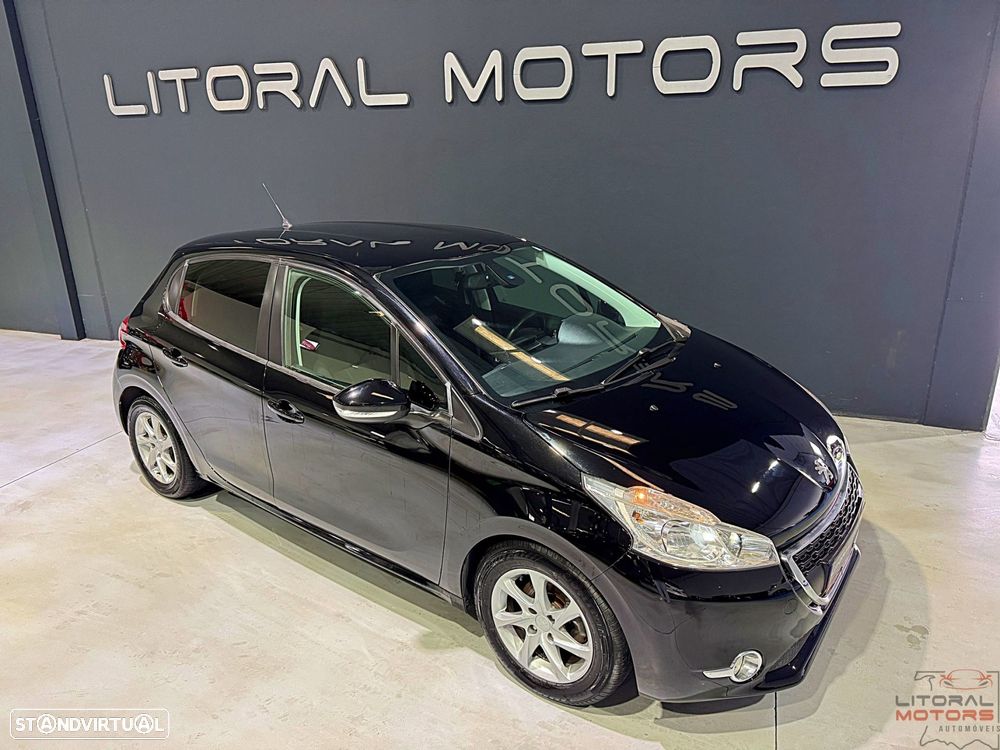 Peugeot 208 1.4 HDi SE Style - 2