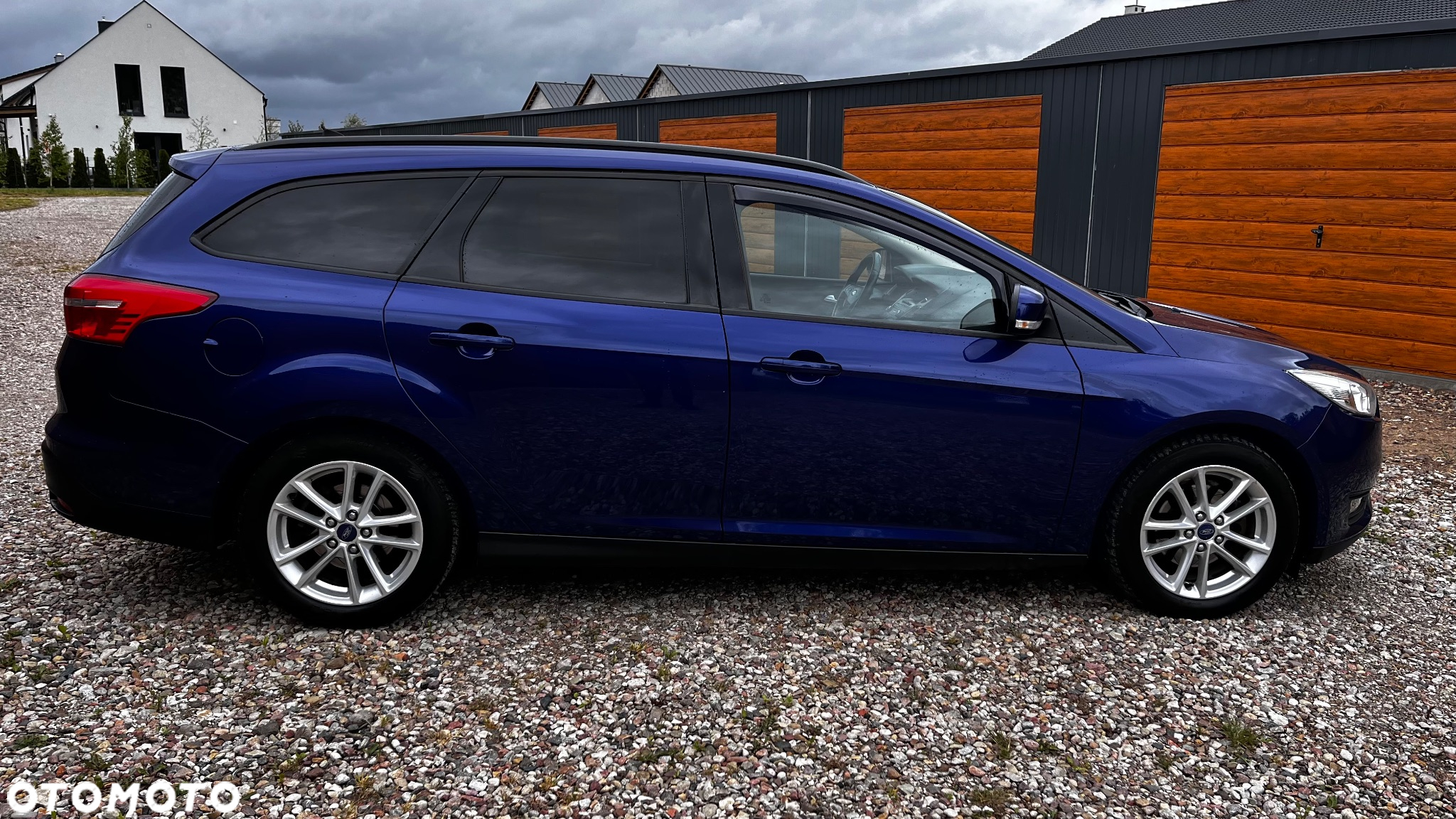 Ford Focus 1.5 EcoBlue Start-Stopp-System TITANIUM STYLE - 13