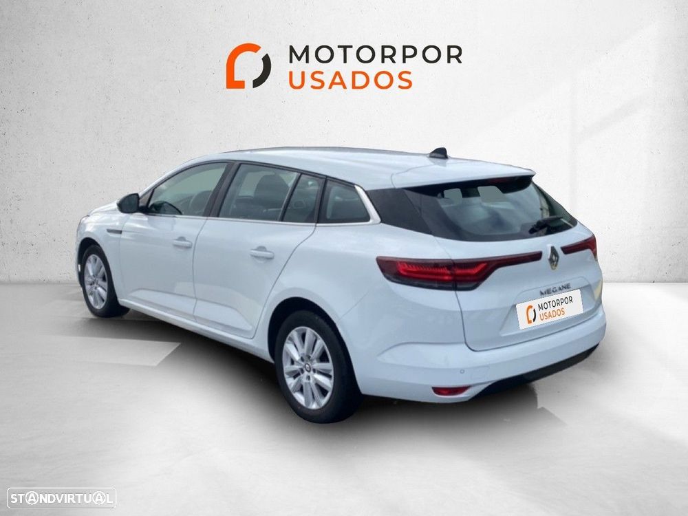 Renault Mégane Sport Tourer 1.5 Blue dCi Equilibre EDC — fotografia 6