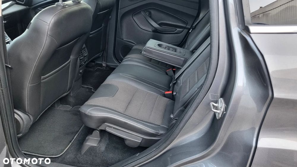 Ford Kuga 2.0 TDCi 4x4 Titanium - 15