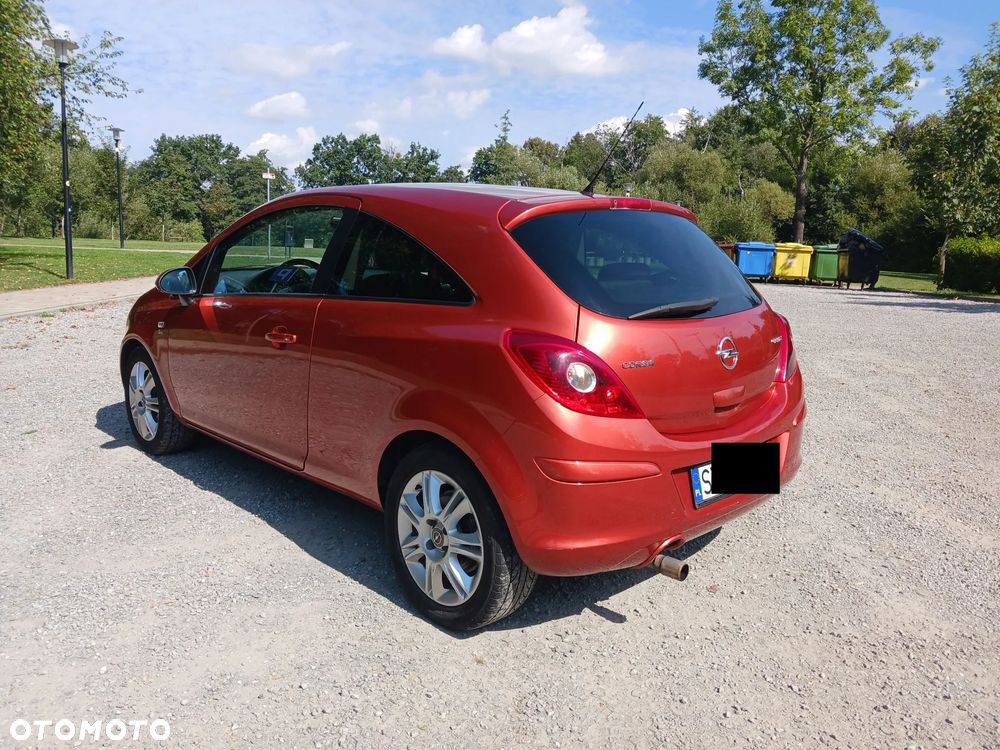 Opel Corsa 1.4 16V 150 Jahre - 3