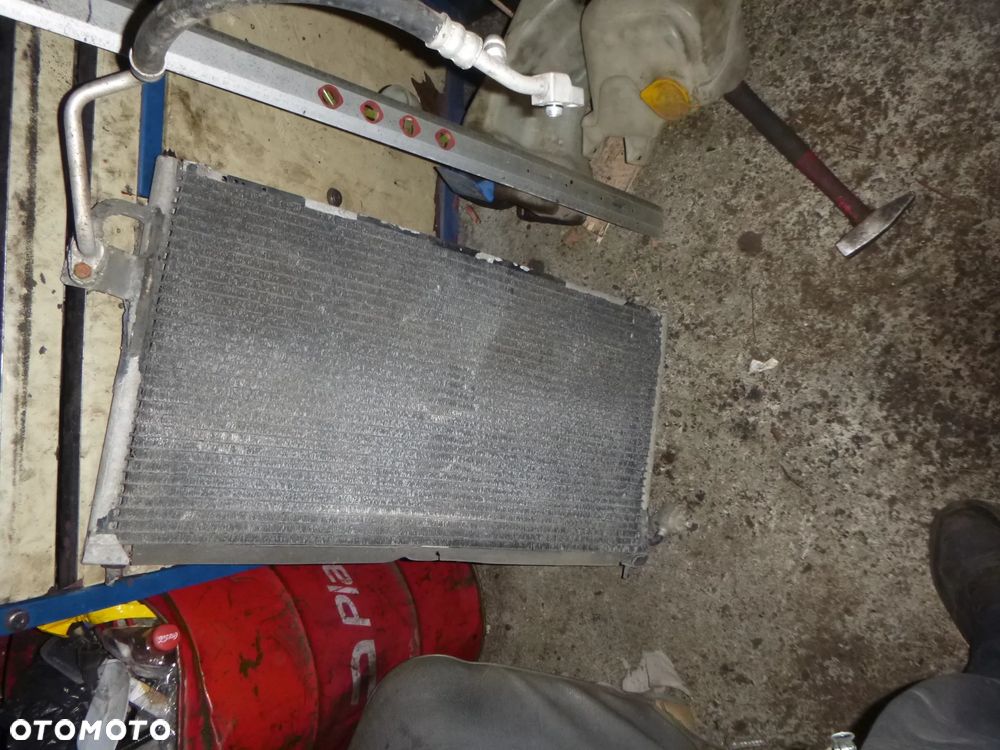 CHLODNICA WODY KLIMATYZACJI WENTYLATORY SUBARU FORESTER I 2,0 BENZYNA 125 PS