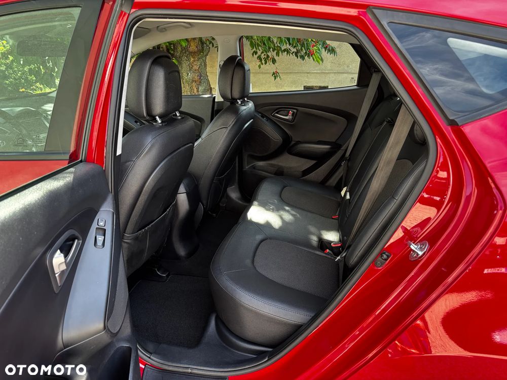 Hyundai ix35 1.6 2WD Fifa World Cup Edition - 15
