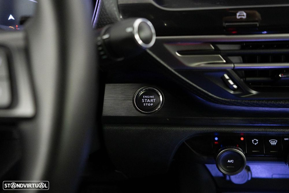 Citroën C5 X 1.6 Hybrid Shine e-EAT8 - 21