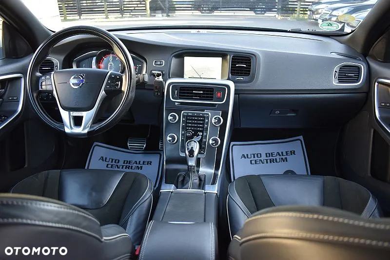 Volvo S60 D3 Drive-E R-Design Momentum - 25
