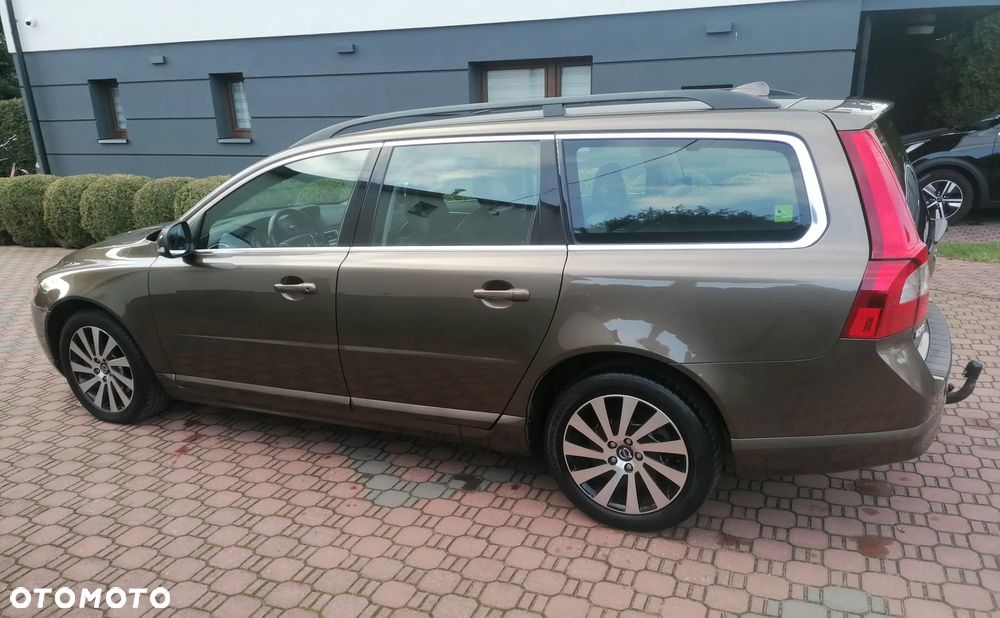 Volvo V70 D3 Geartronic Momentum - 4