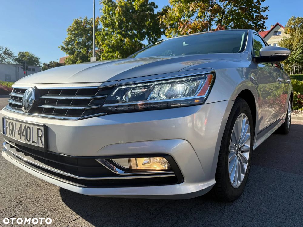 Volkswagen Passat 1.8 TSI Comfortline DSG - 19