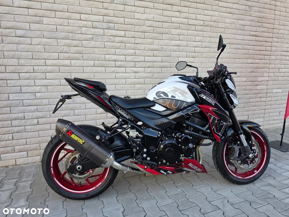 Suzuki GSX - 9