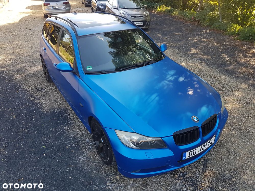 BMW Seria 3 325xi Touring - 7