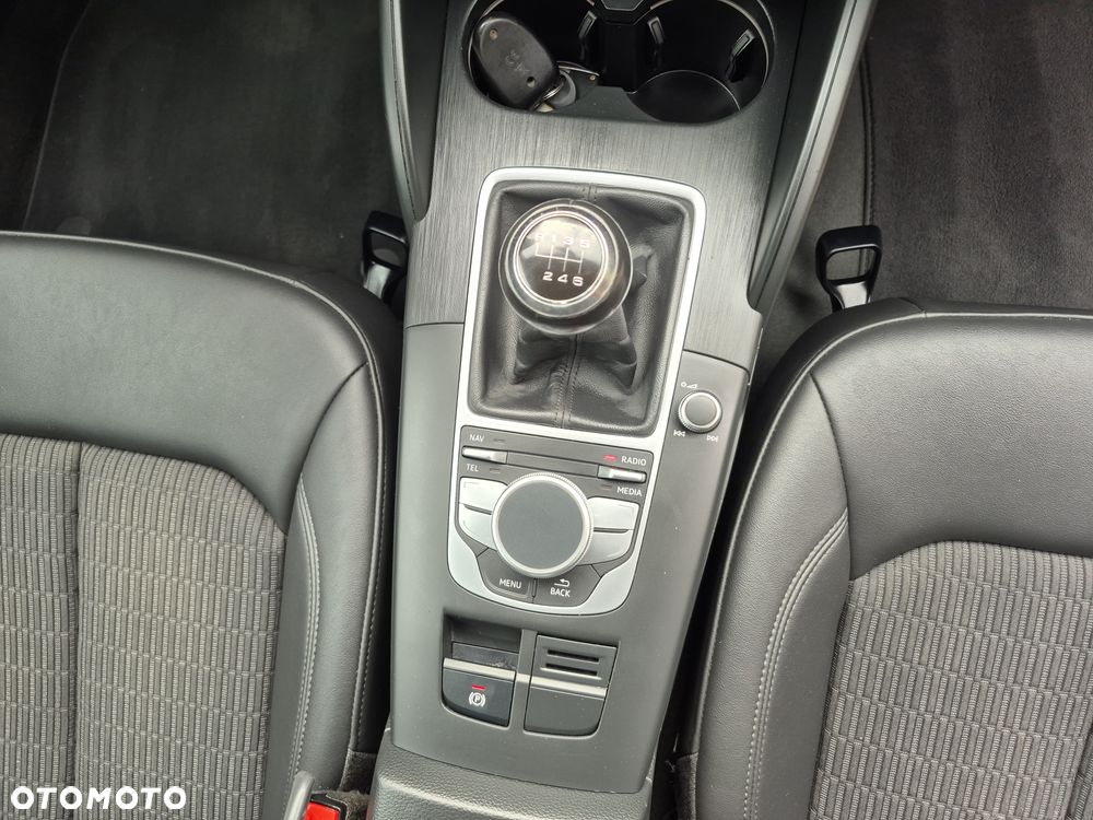 Audi A3 Sportback 2.0 TDI (clean diesel) quattro S line Sportpaket - 10