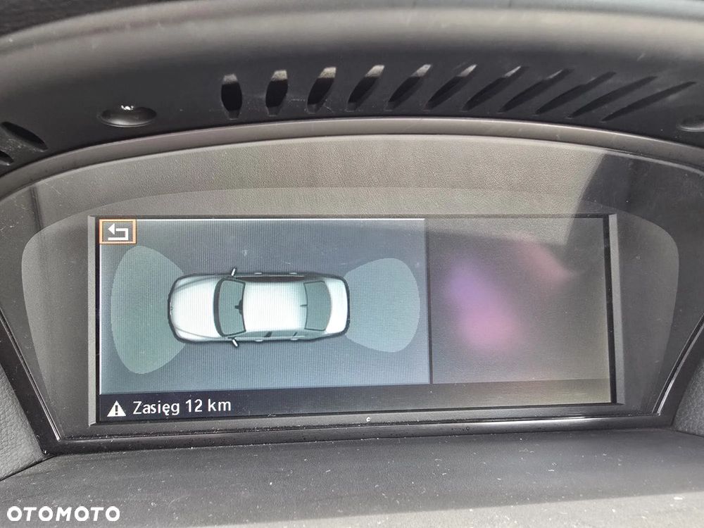 BMW Seria 5 525i - 34