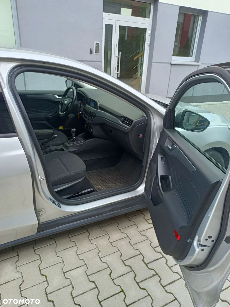 Ford Focus - 10