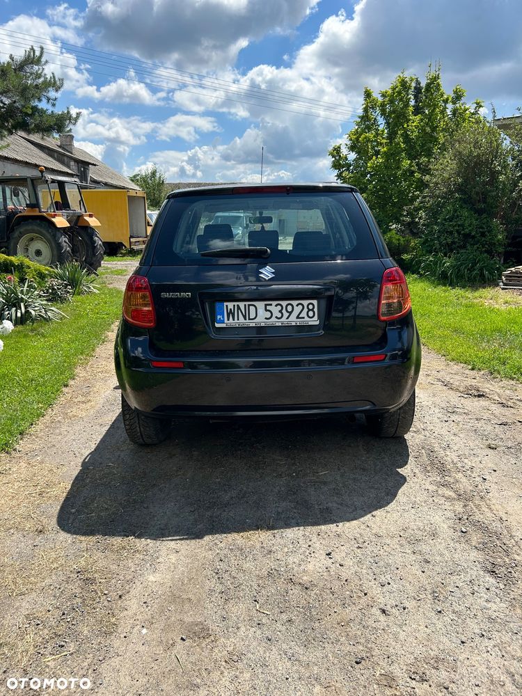 Suzuki SX4 1.6 GLX / Comfort - 2