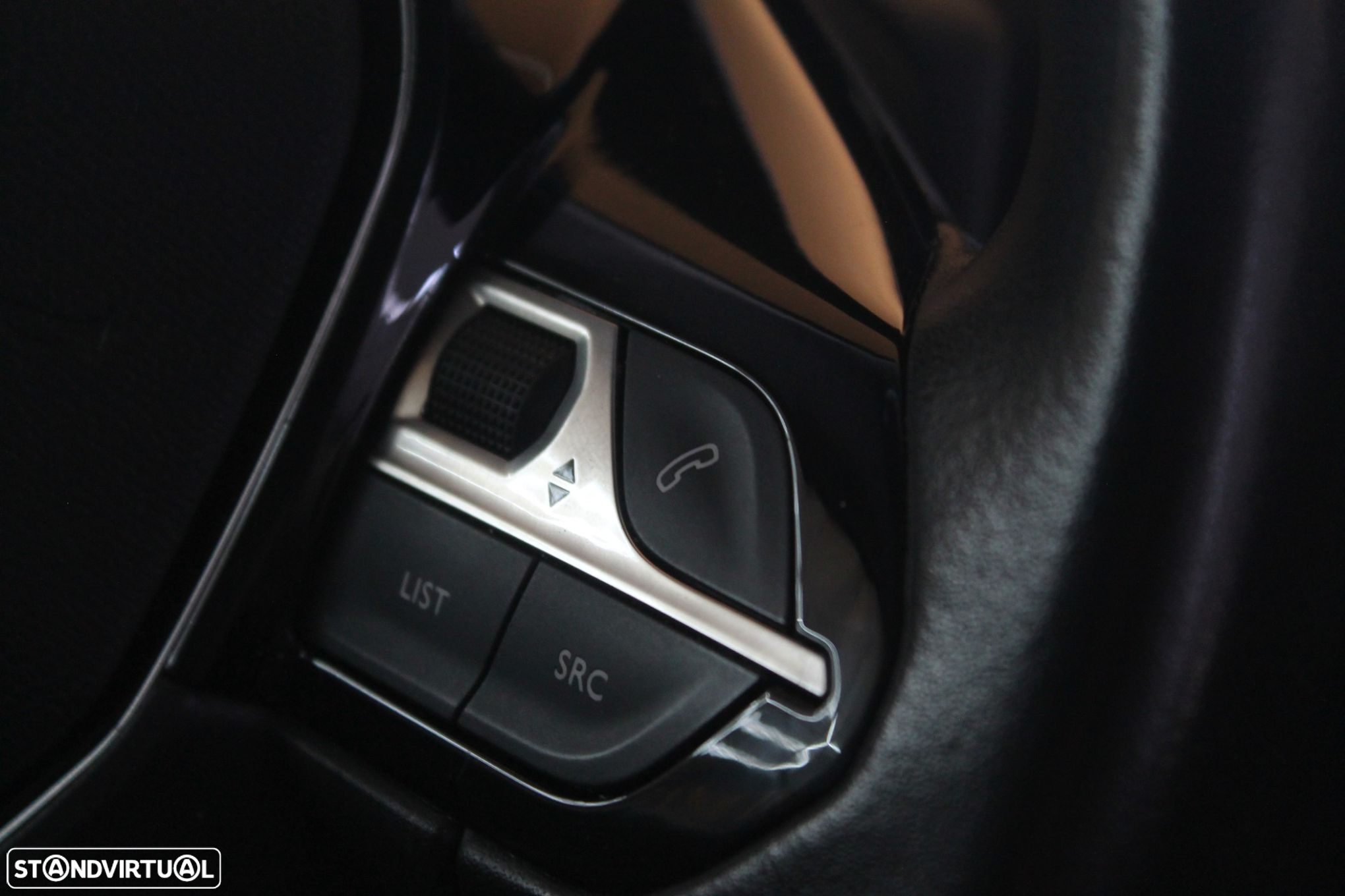 Peugeot 208 1.2 PureTech Active Pack - 12